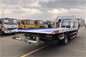 友谊汽车救援补胎